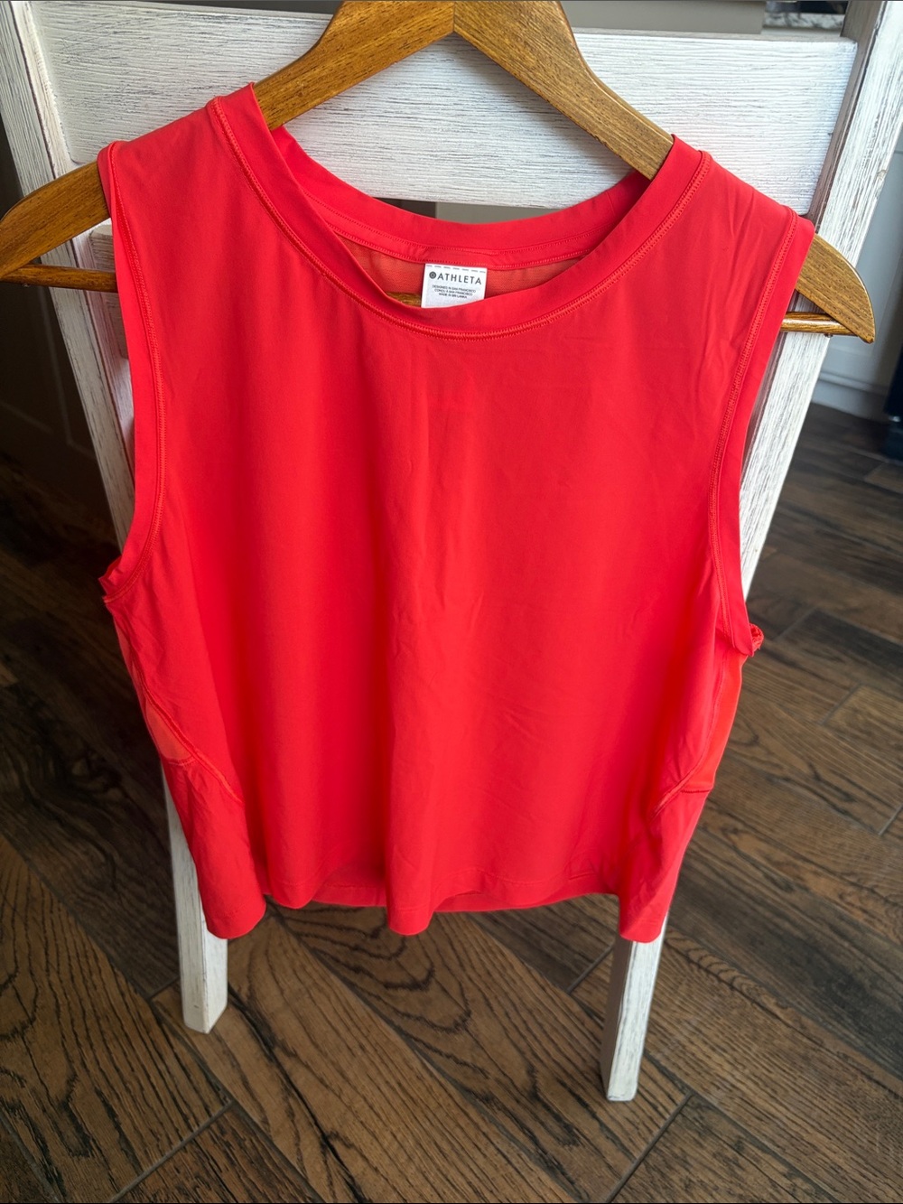 Athleta ultimate muscle tank sz Medium